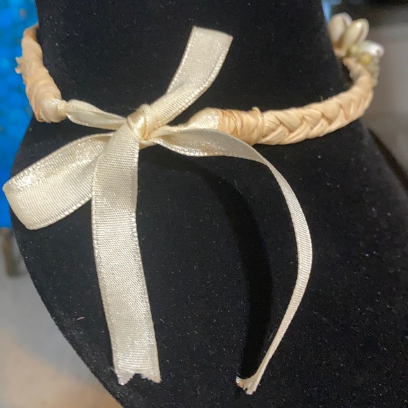 Hawaii Seashell headband or wear as a necklace 🌺 - Picture 4 of 4